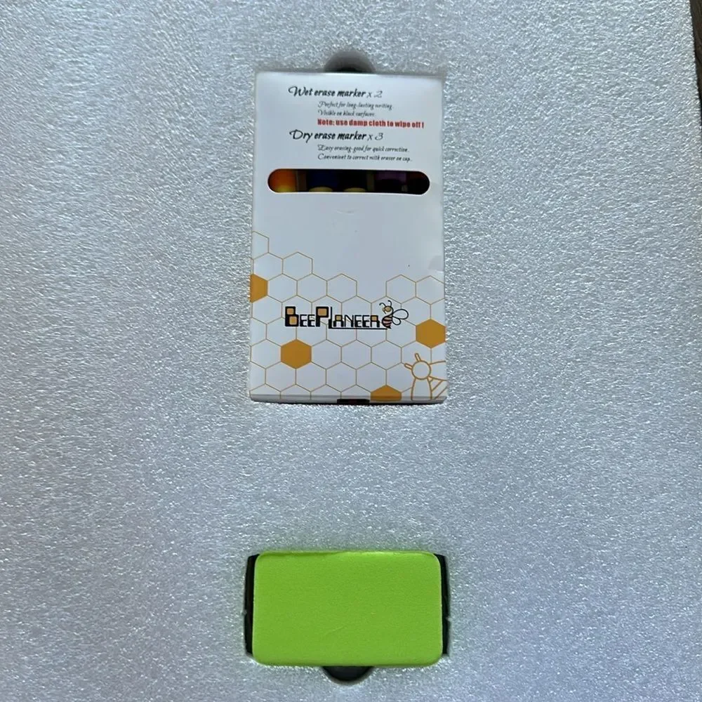 NEW Beeplaneer Magnetic Dry Erase Whiteboard Calendar Set